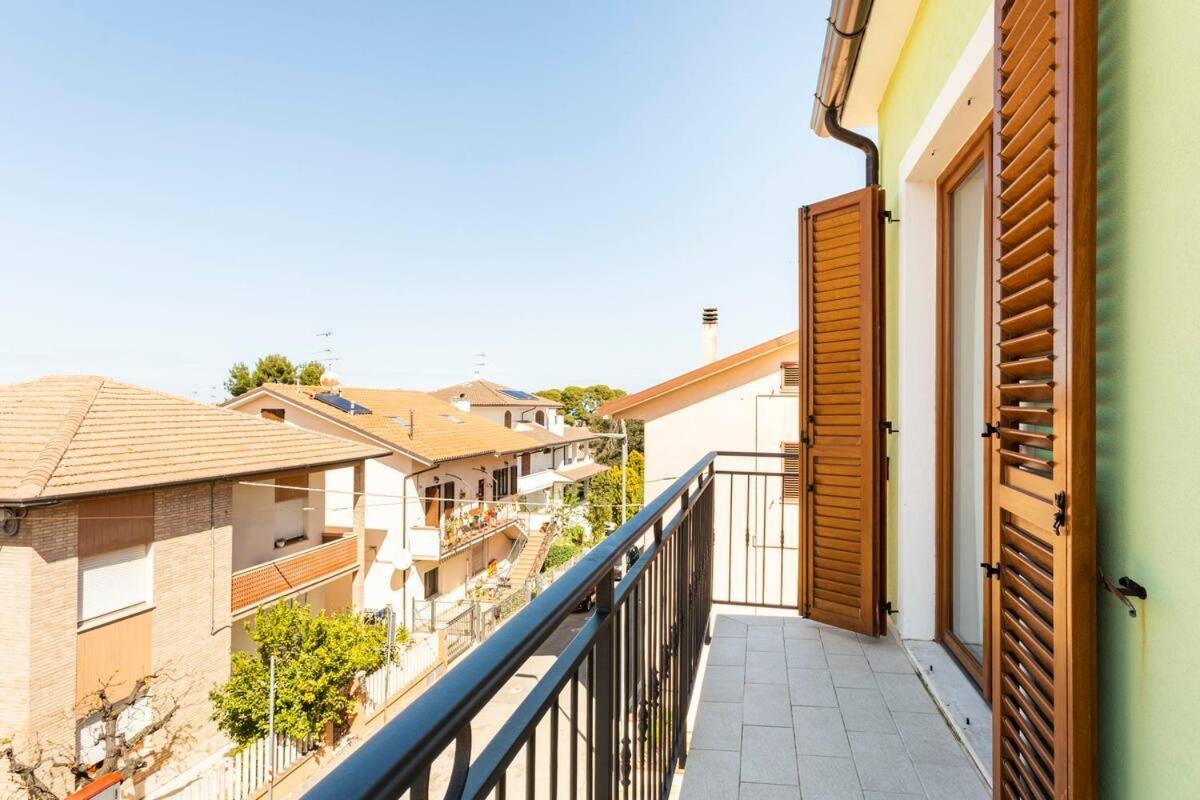 Casa Lilly Apartment Porto SantʼElpidio Exterior foto